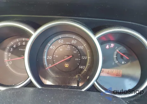 2010 Nissan Versa 1.8S z USA, uszkodzony, nr VIN 3N1BC1AP1AL465539